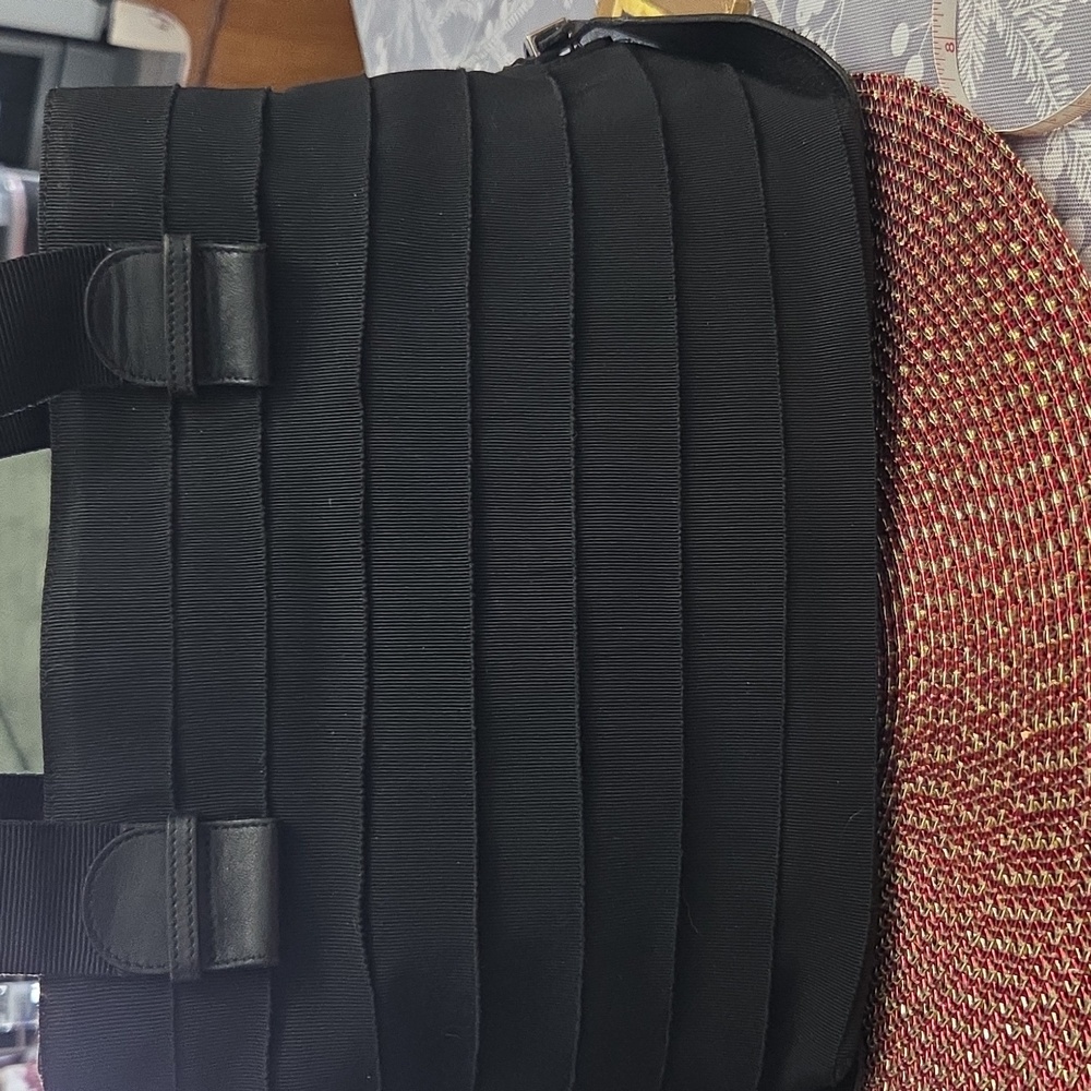 Salvatore Ferragamo AUTH Tiered Bag - Picture 4 of 14